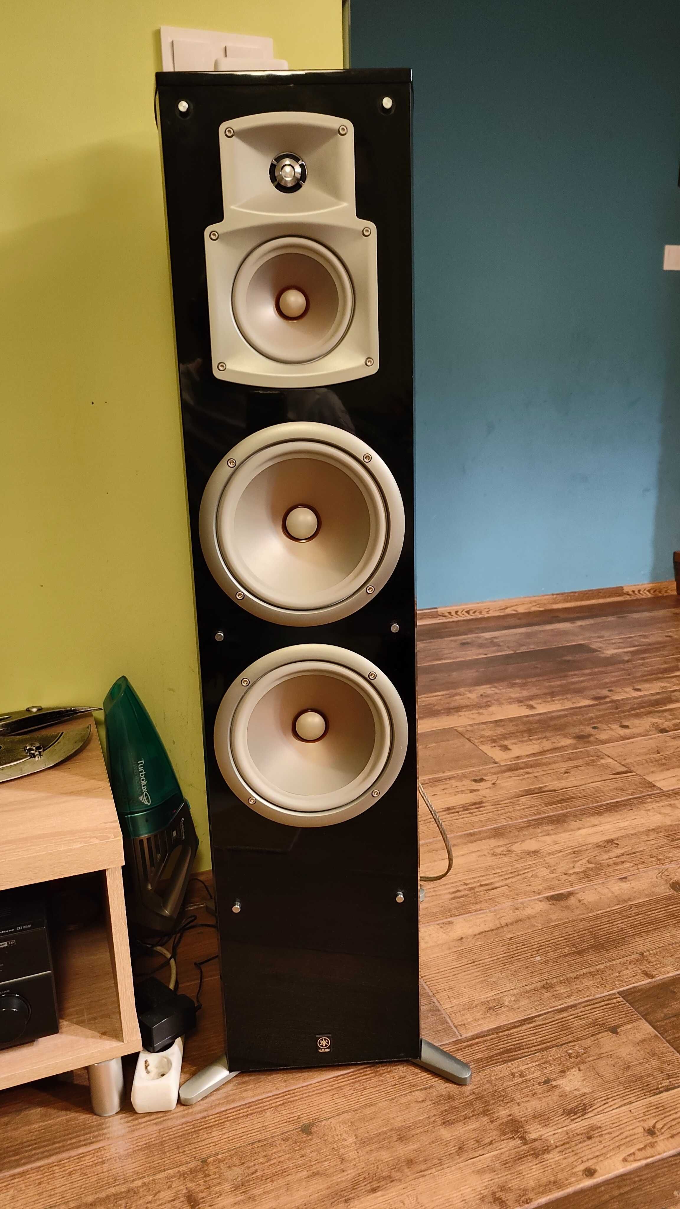 Yamaha NS-777 подови тонколони