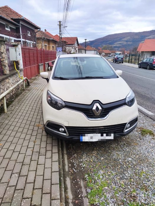 Vând Renault Captur