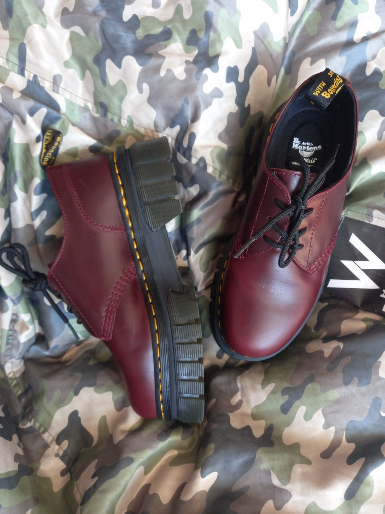 Обувки Dr.Martens