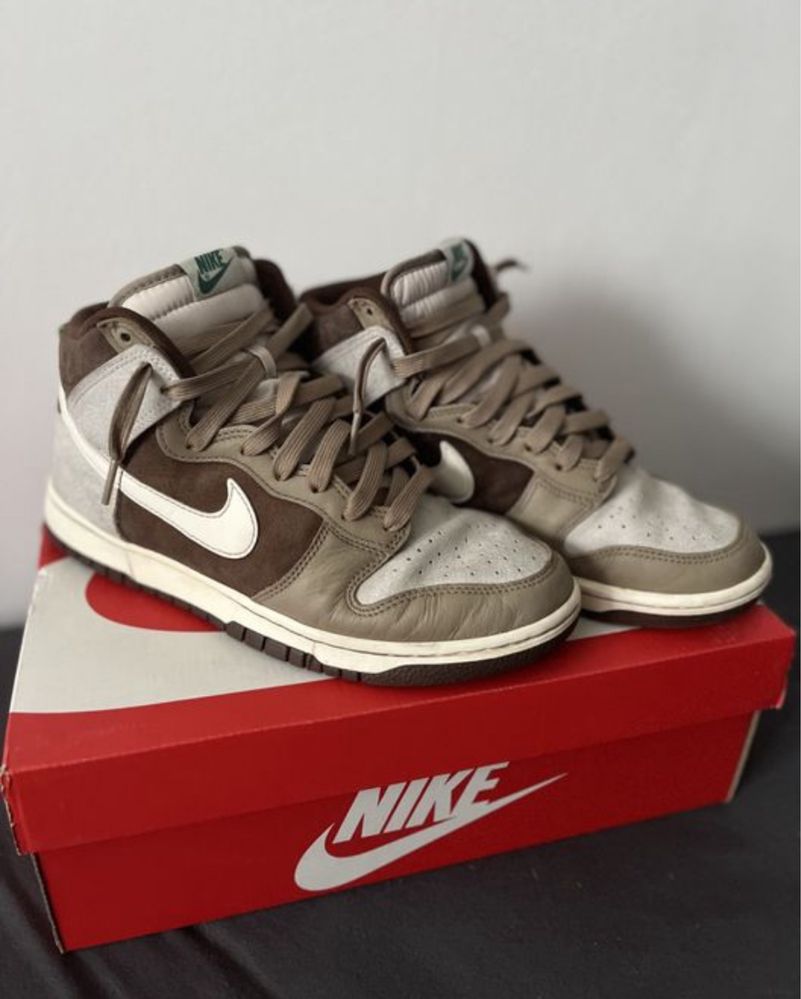 Обувки Nike Dunk High Light Chocolate