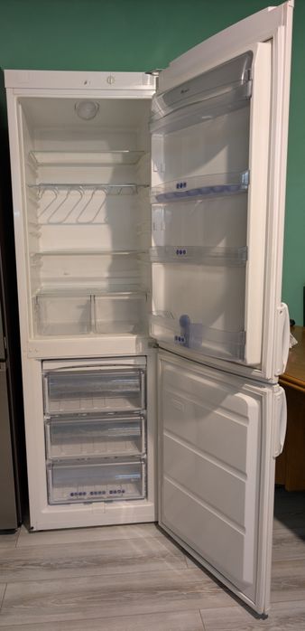 Frigider cu congelator, Whirlpool