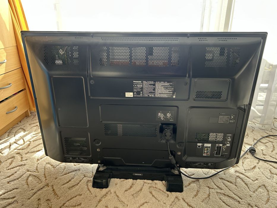 Plasma TV Panasonic 106cm