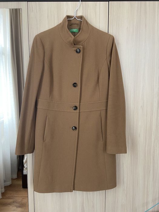 Ново вълнено бежово, карамелено, camel палто Benetton, размер IT 44