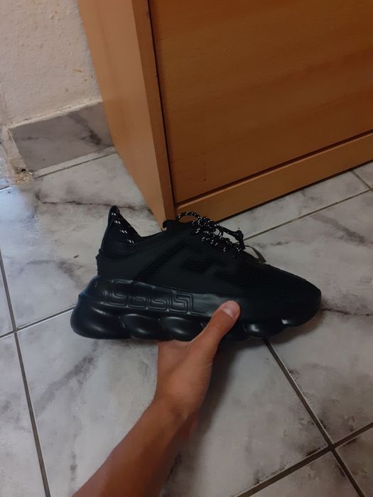 Versace chain reaction triple Black