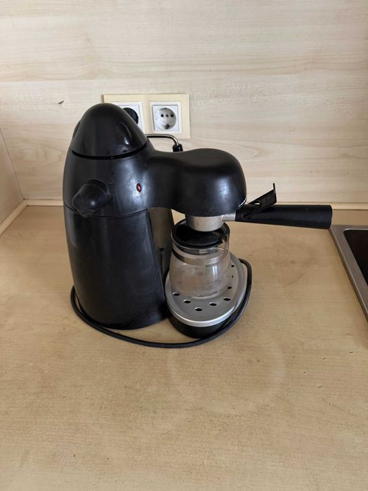 Кафемашина за еспресо 750 W