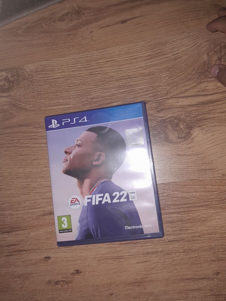 Vând/schimb Fifa 22