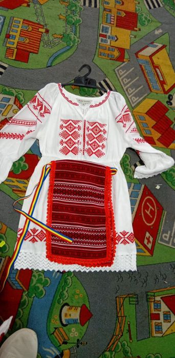 Costume populare și ii