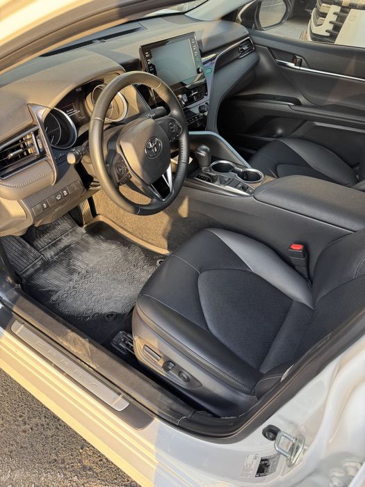 Toyota Camry 75 2023