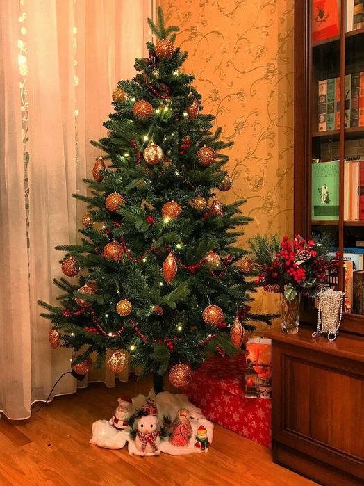 Ёлки Акции . Всех размеров