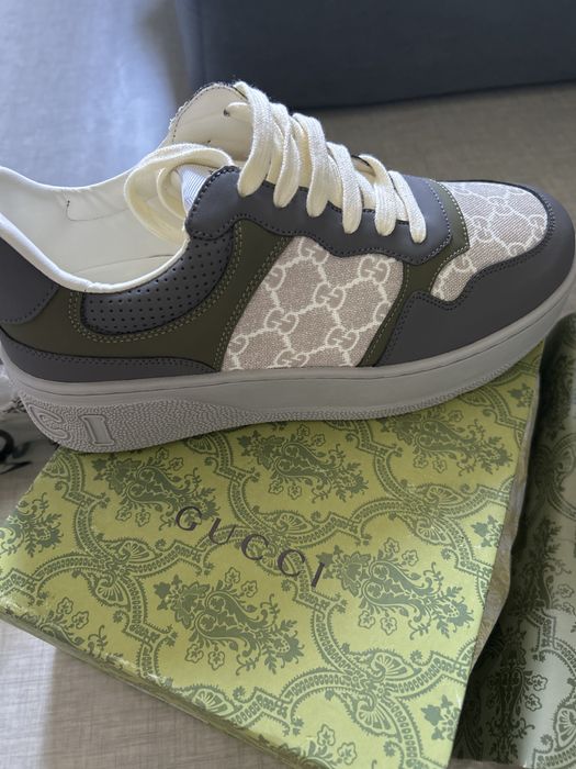 Gucci  новые 43р подойдет на 42р