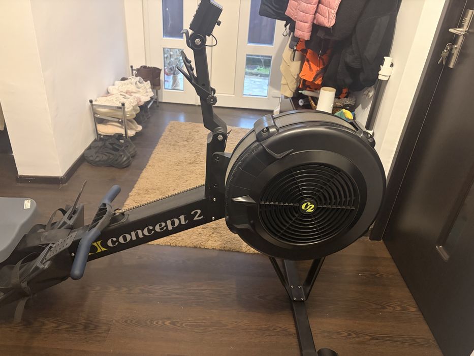 Aparat fitness  .aparat tip vasla concept 2