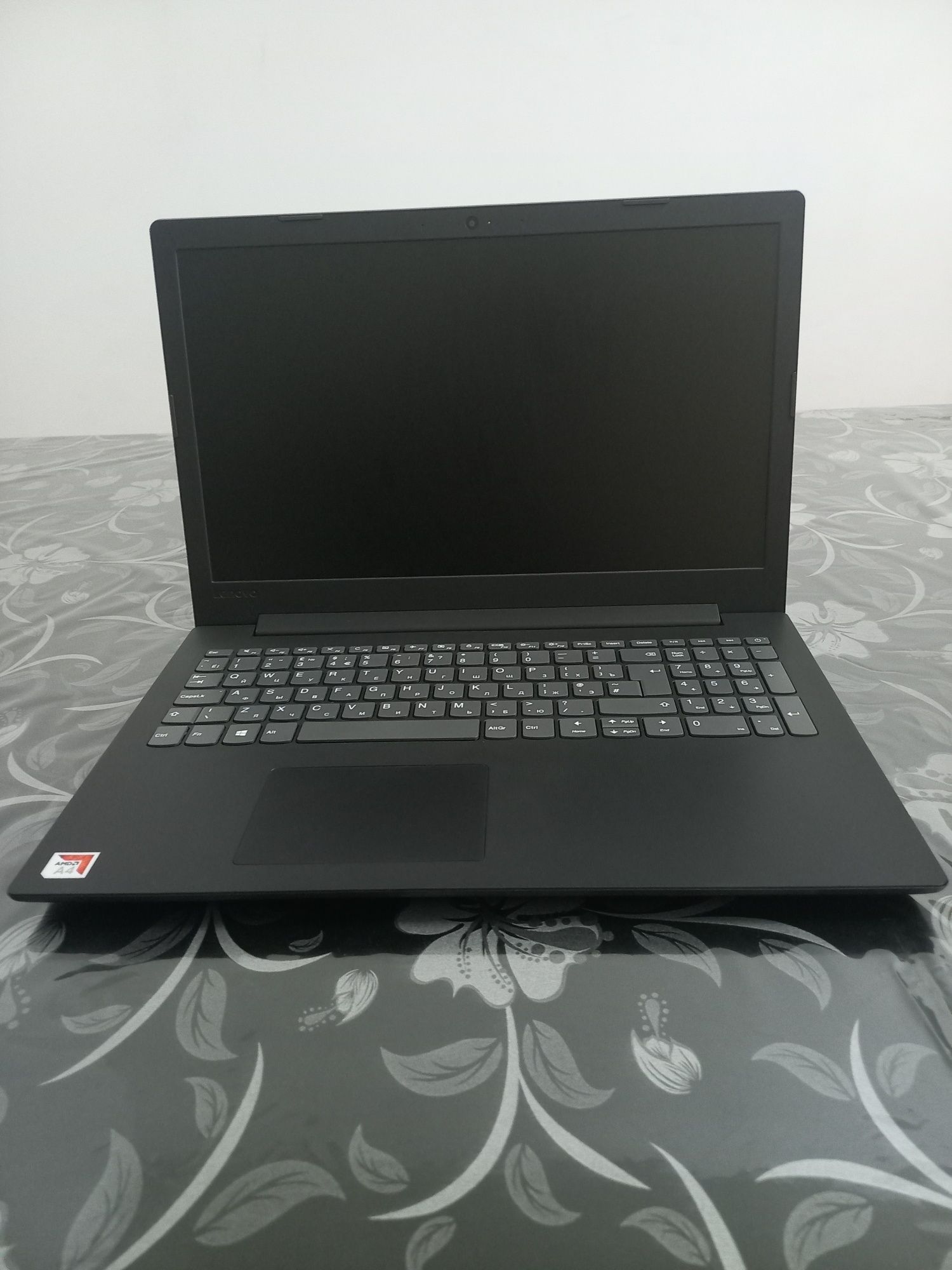 Lenovo IdeaPad 130-15AST