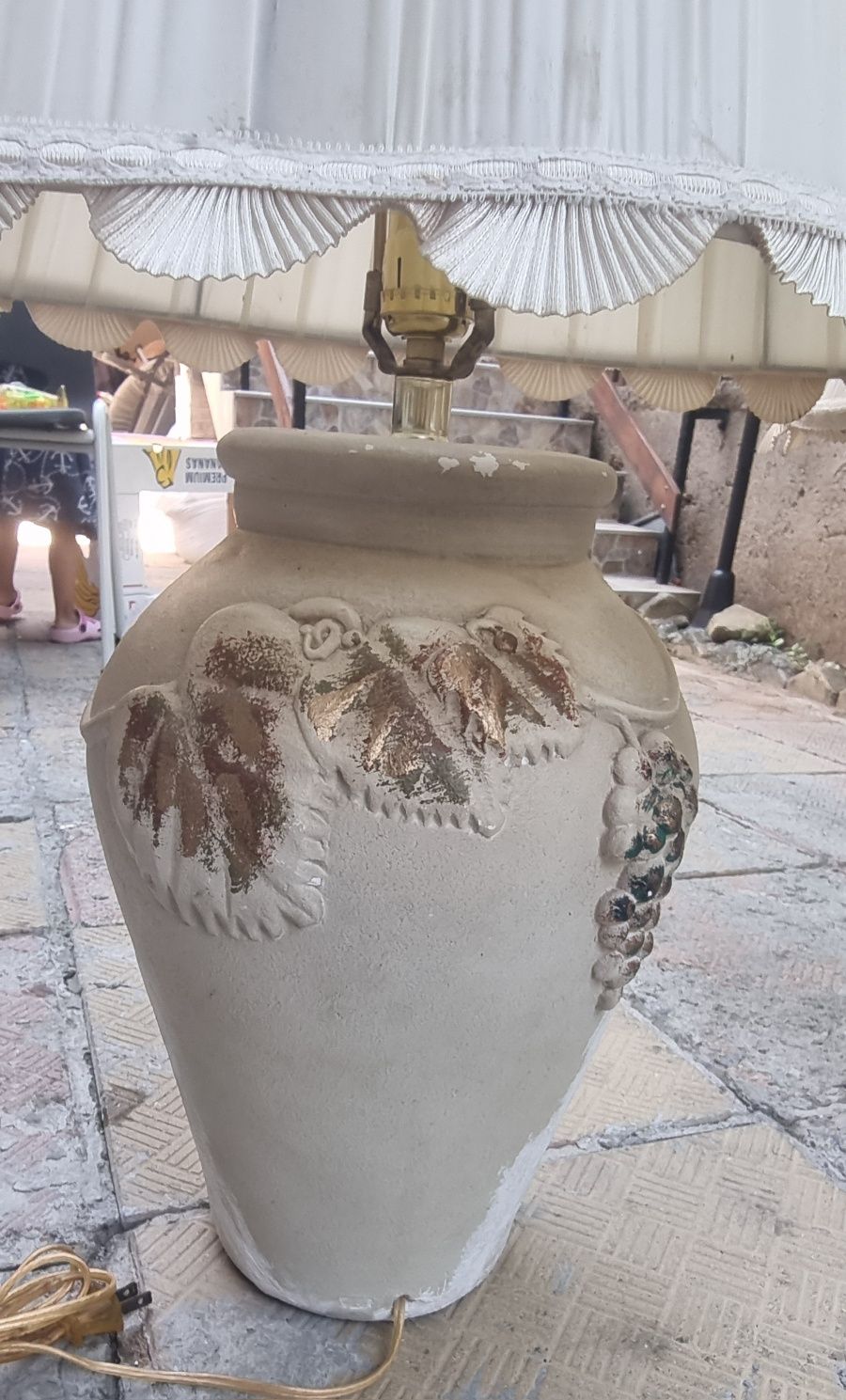 Чифт старинни лампи грозд