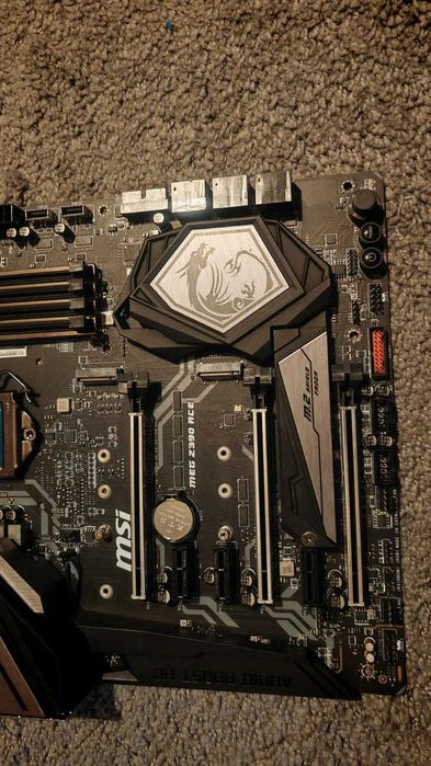 Дънна платка MSI MEG Z390 ACE