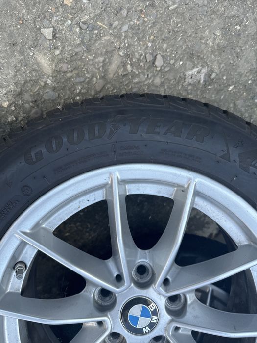 Jante originale BMW cu cauciuri de iarna GoodYear 205/60R16