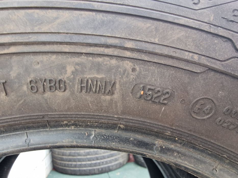 Anvelope 235/65R16C marca Continental, DOT 2022, 7.5 mm