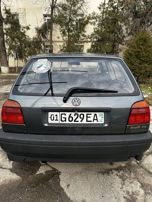 Автомобиль Wolkswagen Golf 3 Coupe