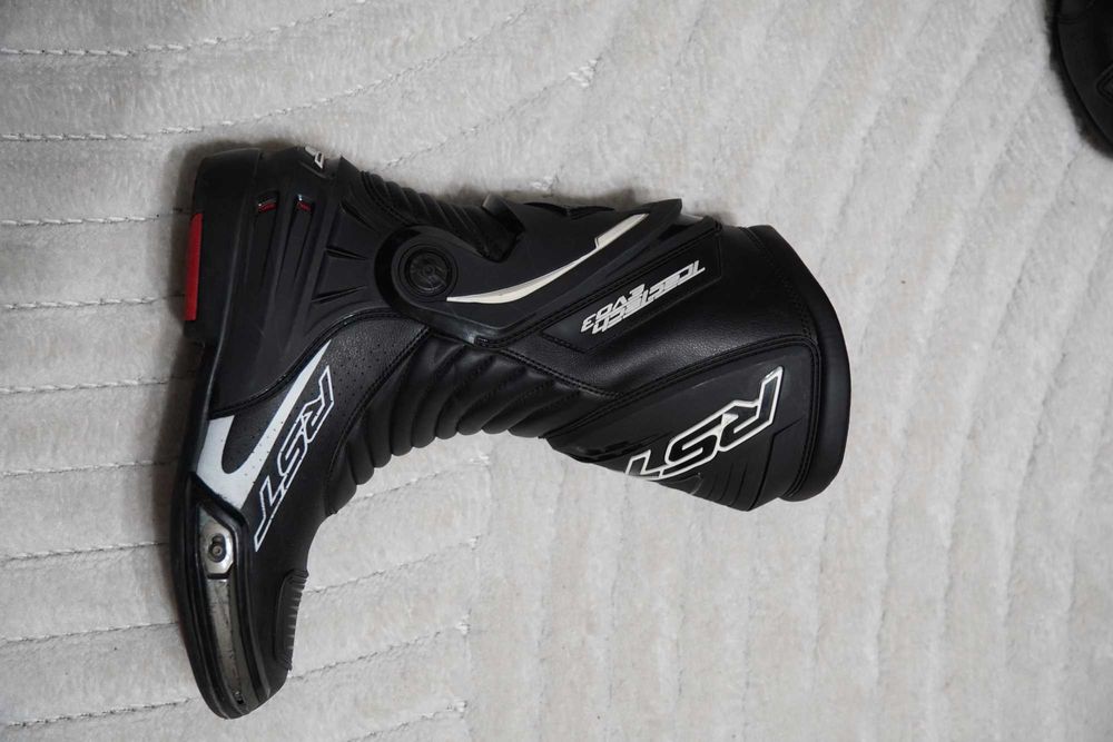 Мото ботуши RST TRACTECH EVO III SPORT CE перфорирани 102101 43 Номер