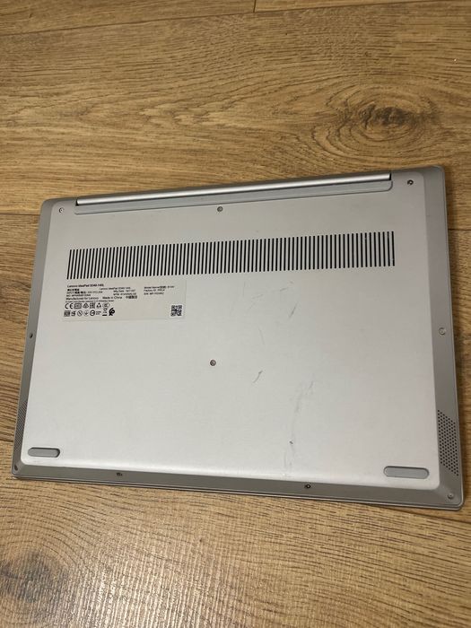 Lenovo IdeaPad S340 i3 Gen 10 ; SSD 250 GB ; 8 GB RAM