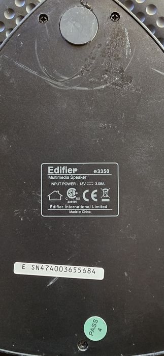 Продавам Edifier E3350