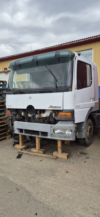 Dezmembrez mercedes atego 1224 / 823