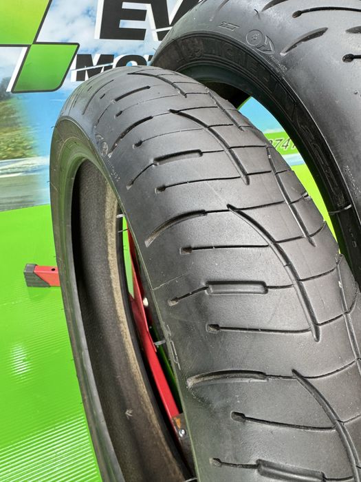 Set Anvelope Moto 120 70 17 si 180 55 17 Michelin 2020 Road 4 Set95