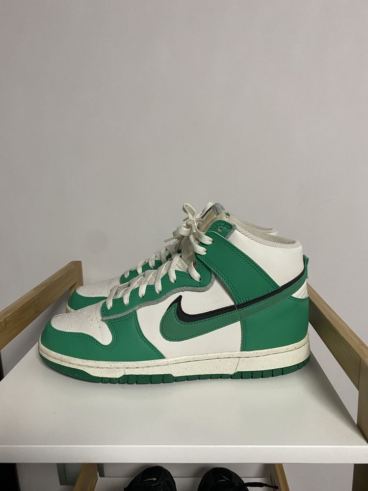 Nike Dunk High “Green Stadium”