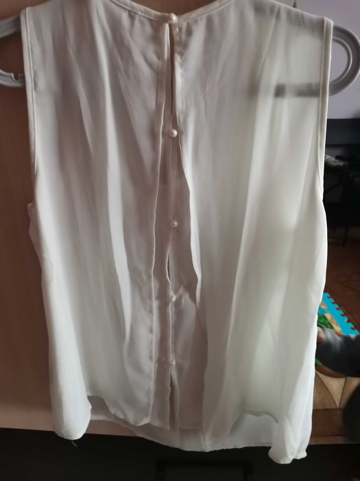 Ефектен потник-нов с етикет