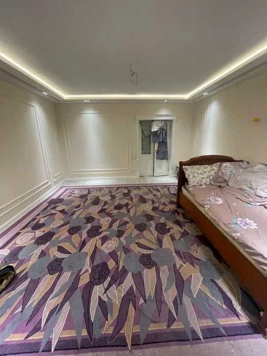 Медгородок Медгарадок 3-хона 4-этаж янги уй срочно сотилади