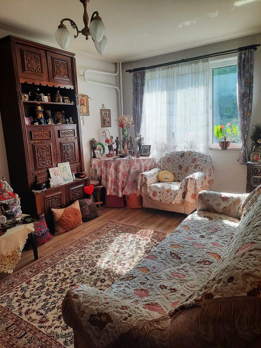 Vând apartament 2 camere Nicolae Grigorescu