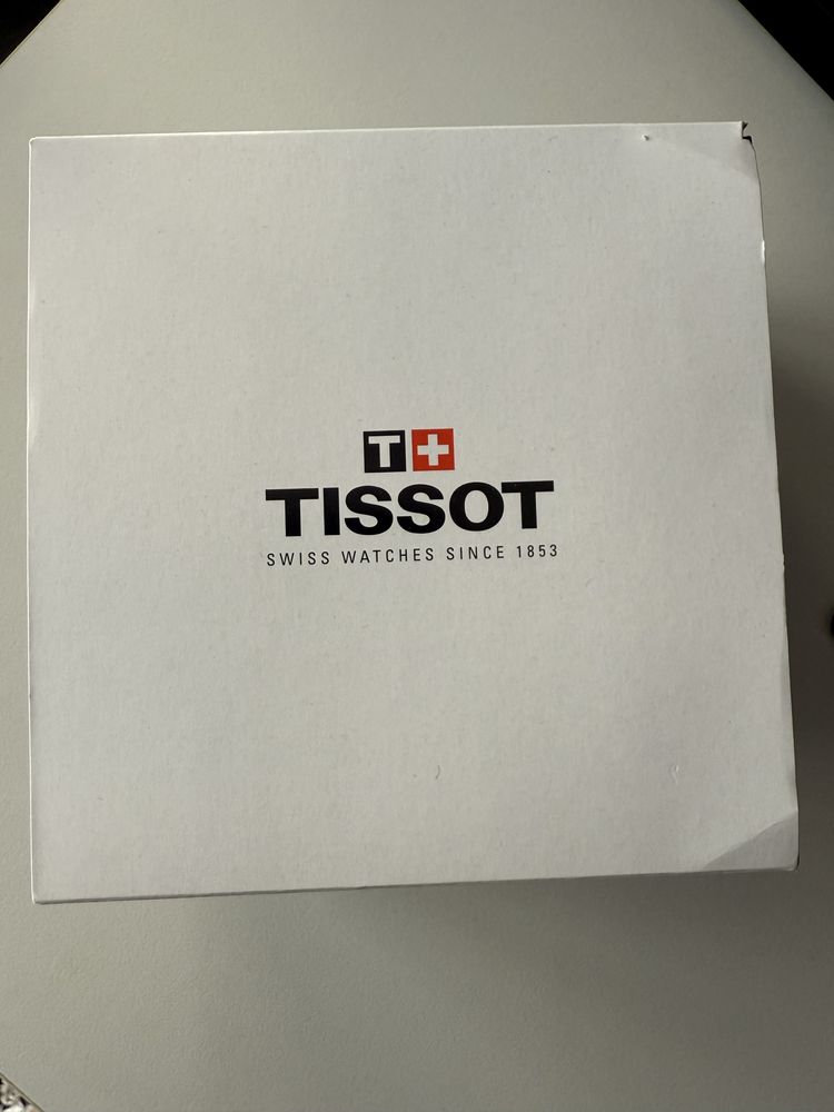 Часовник Tissot t-race