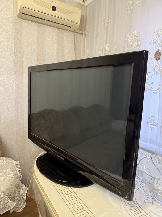 Продам телевизор Panasonic TX-PR42U10