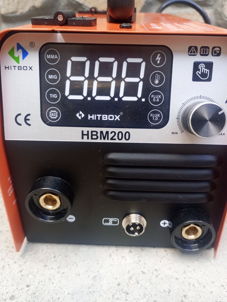 Електрожен + телоподавашо 3в1 Hitbox HBM 200 MMA MIG LIFT TIG