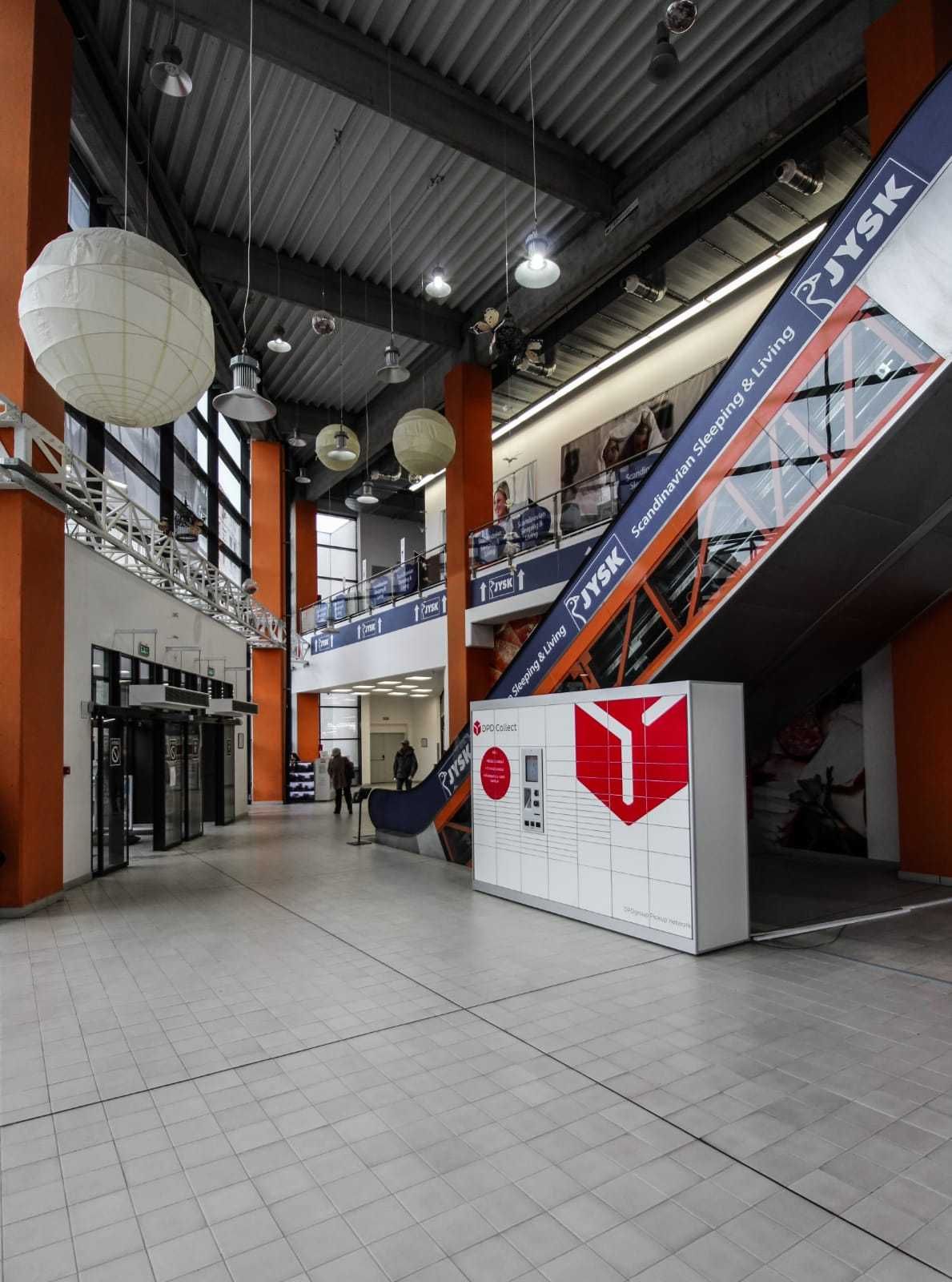 Spațiu comercial stradal de închiriat