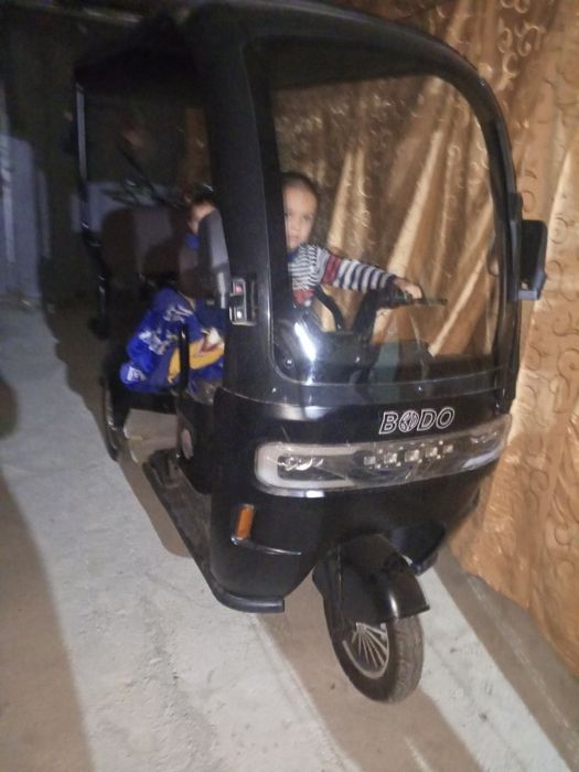 Skuter sotiladi ming $