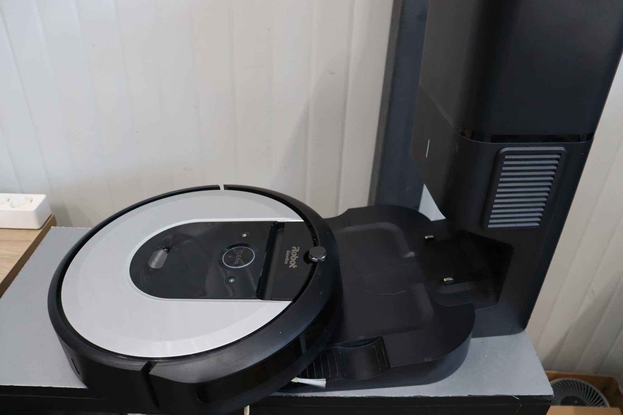 Прахосмукачка робот iRobot Roomba i7+