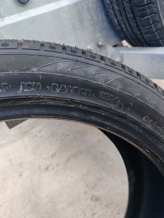 2 anvelope 225/45/r18