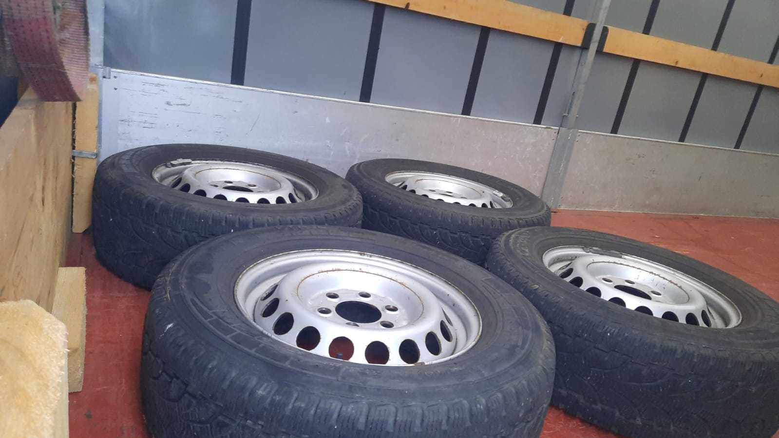 Autoutilitară MERCEDES SPRINTER 315 CDI, carosată cu prelată