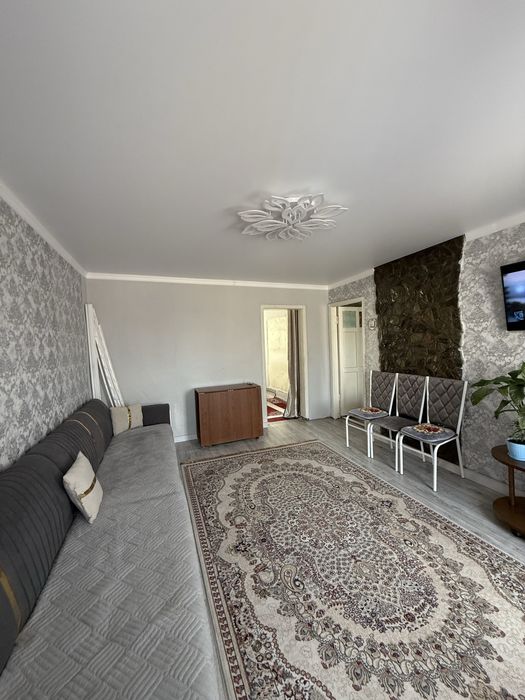 Продается ДОМ .В центре