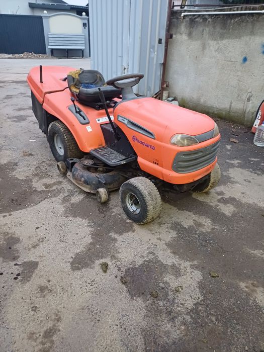 Trectoras tuns gazon Husqvarna