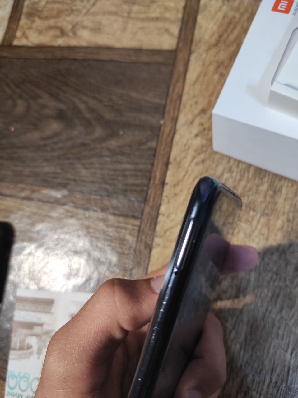 Redmi note 10s 6+4/128gb ideal
