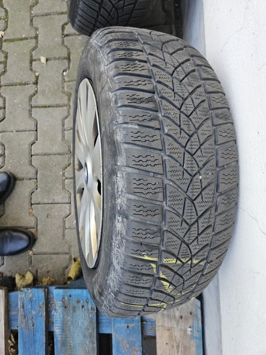 Roti BMW F30/F31 iarna 205/60R16 RunFlat