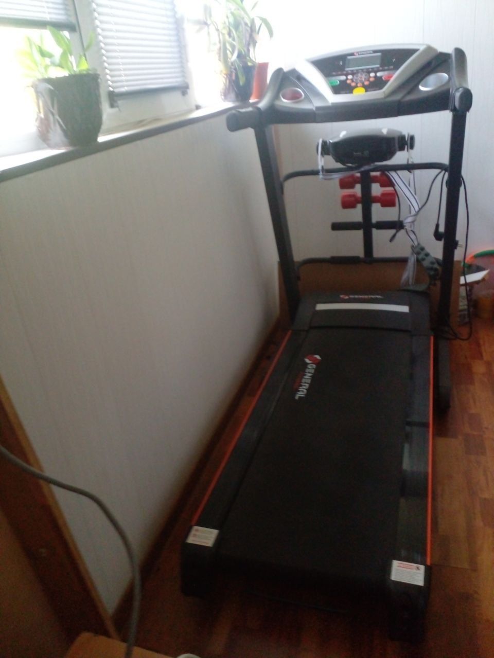 Беговая дорожка.Yugurish yo'lagi.GF-4050M