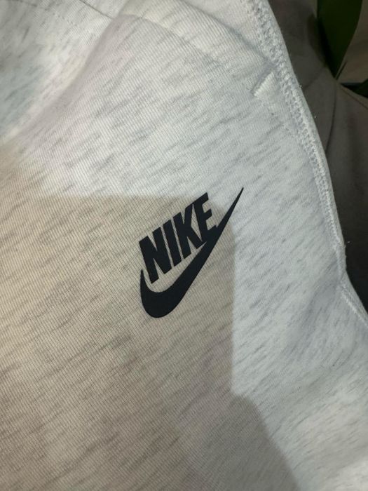 Оригинален nike Fleece Tech
