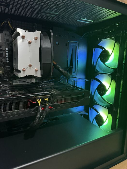 Pc Ryzen 7 3700x , 32 gb ram , RX Vega 56 8 gb , 1 tb ssd