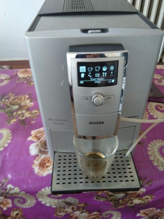 Expresor nivona Swiss Quality caferomantica cafea boabe si macinata