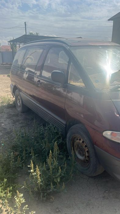 Тойота эмина автомобиль