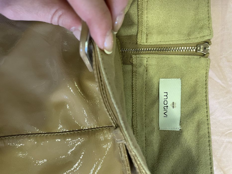 Латексова пола Motivi