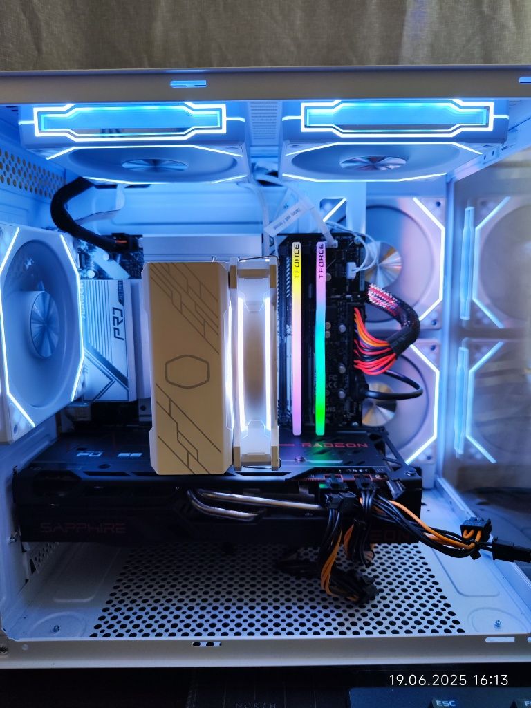Геймърски i7 12700K,RX 6700 XT 12GB, RAM 32GB DDR4 3600
