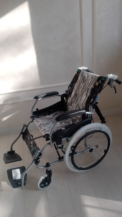 Кресло инвалидное коляска